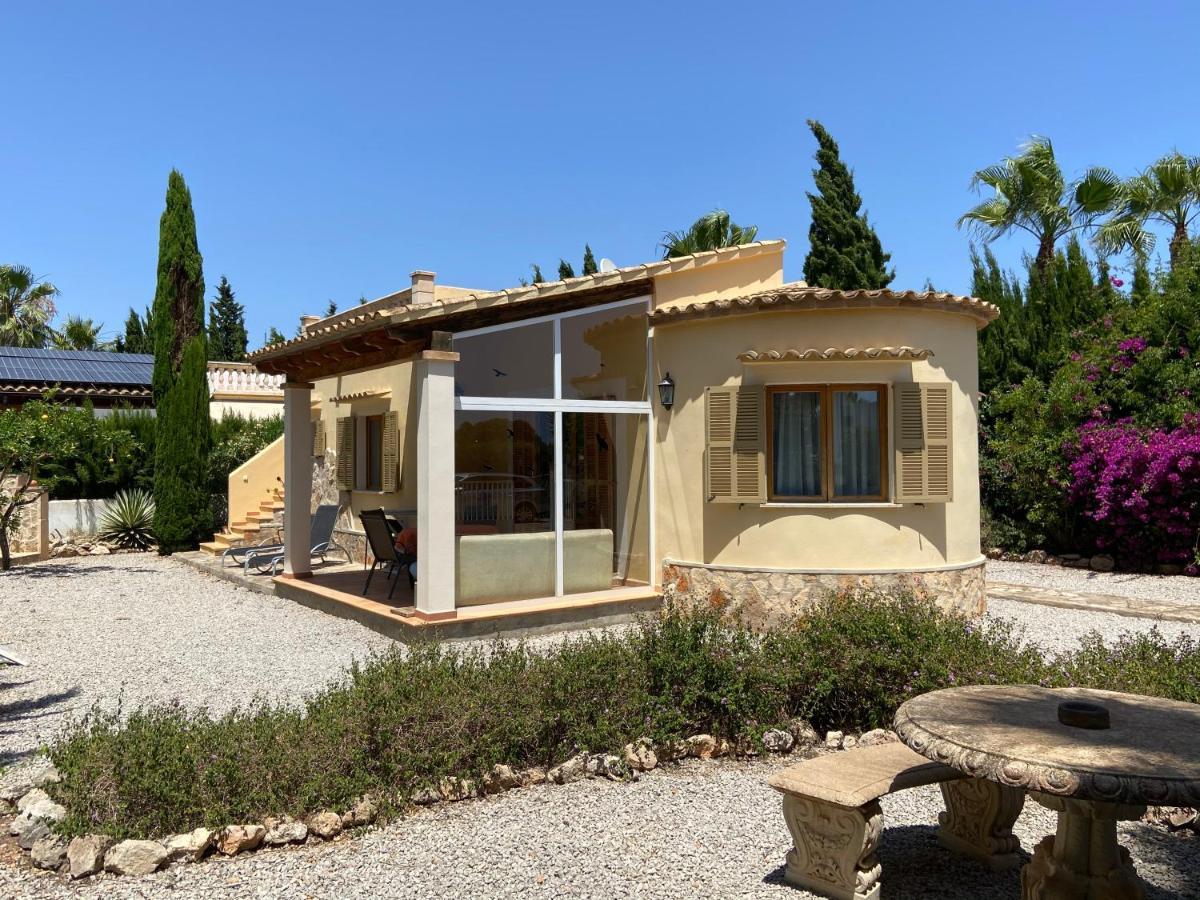 Bungalow Helma Ferienhaus *